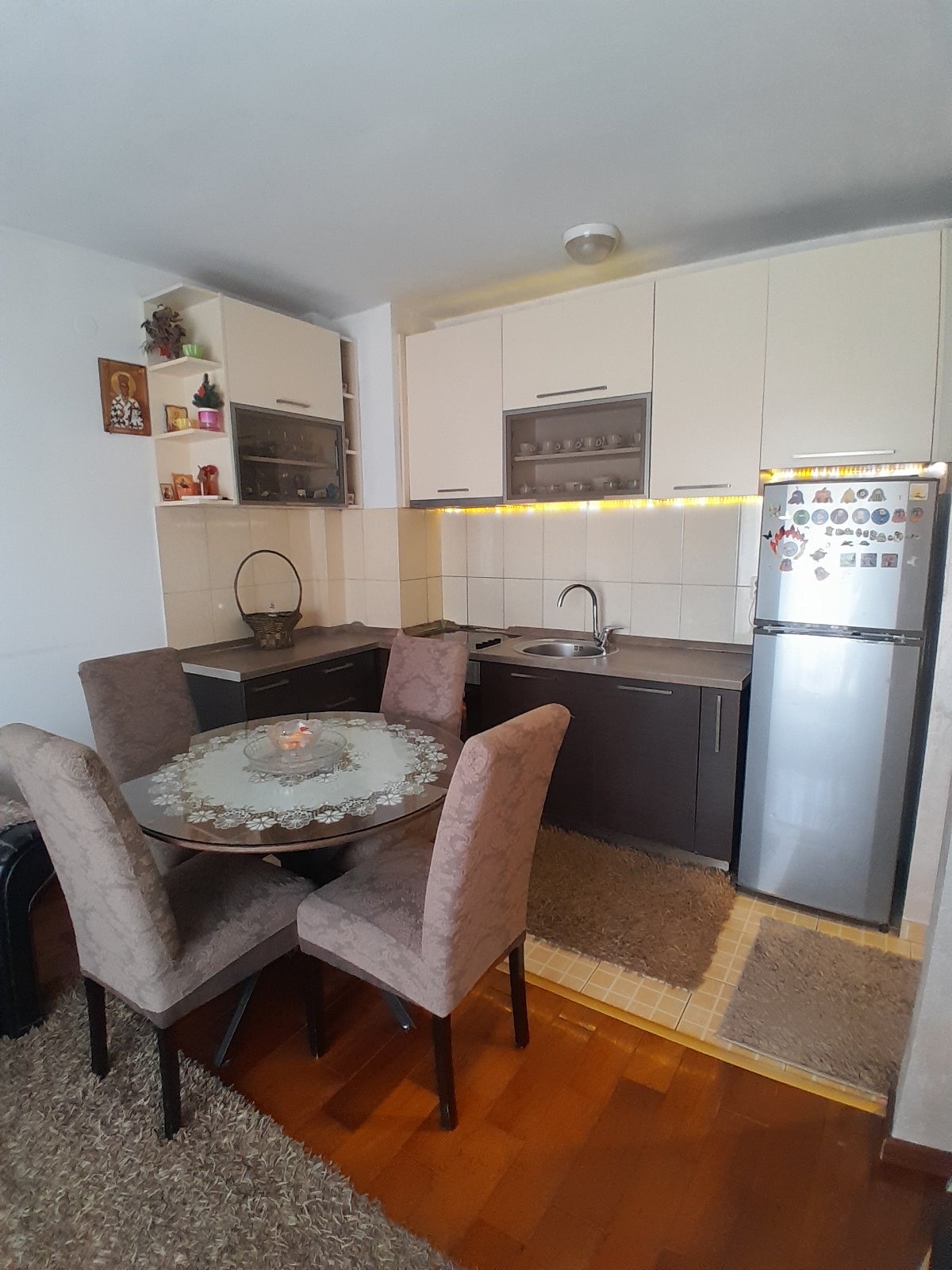 Prodaja jednosobnog  stana  na Zabjelu - preko puta Multikoma