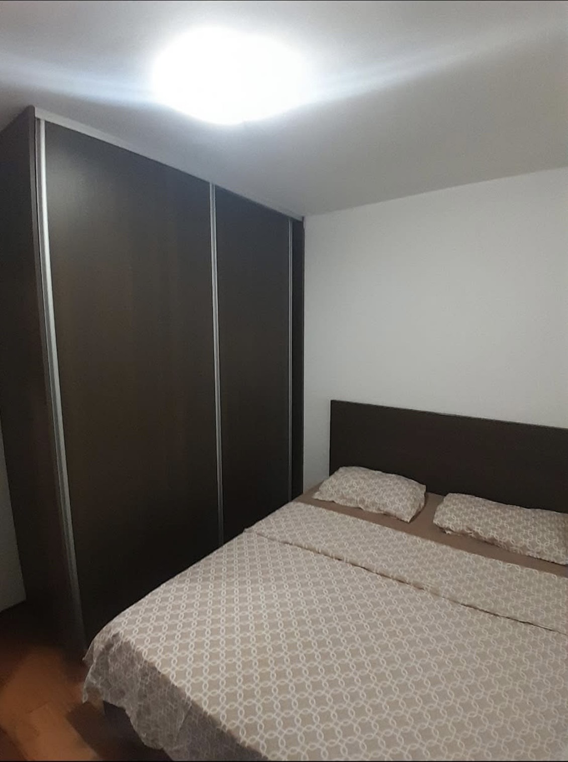 Prodaja jednosobnog  stana  na Zabjelu - preko puta Multikoma