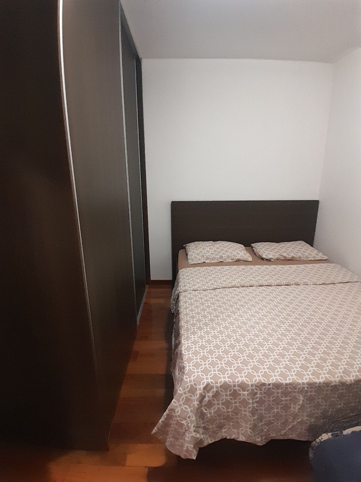 Prodaja jednosobnog  stana  na Zabjelu - preko puta Multikoma