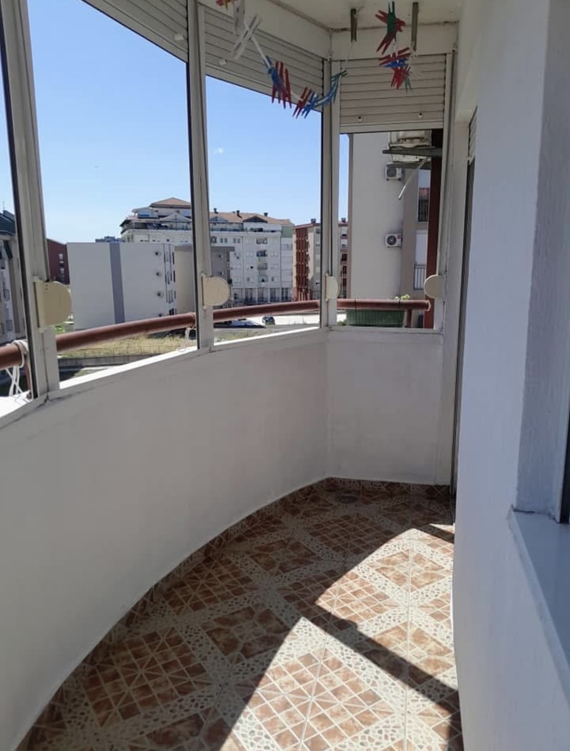 Prodaja jednosobnog  stana  na Zabjelu - preko puta Multikoma