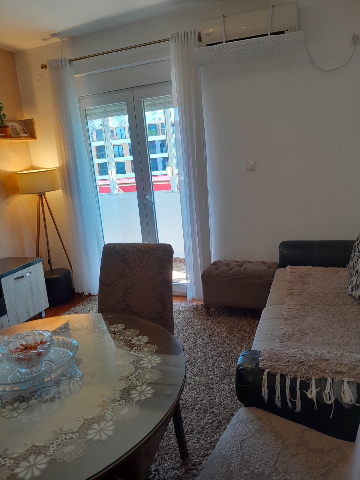 Prodaja jednosobnog  stana  na Zabjelu - preko puta Multikoma