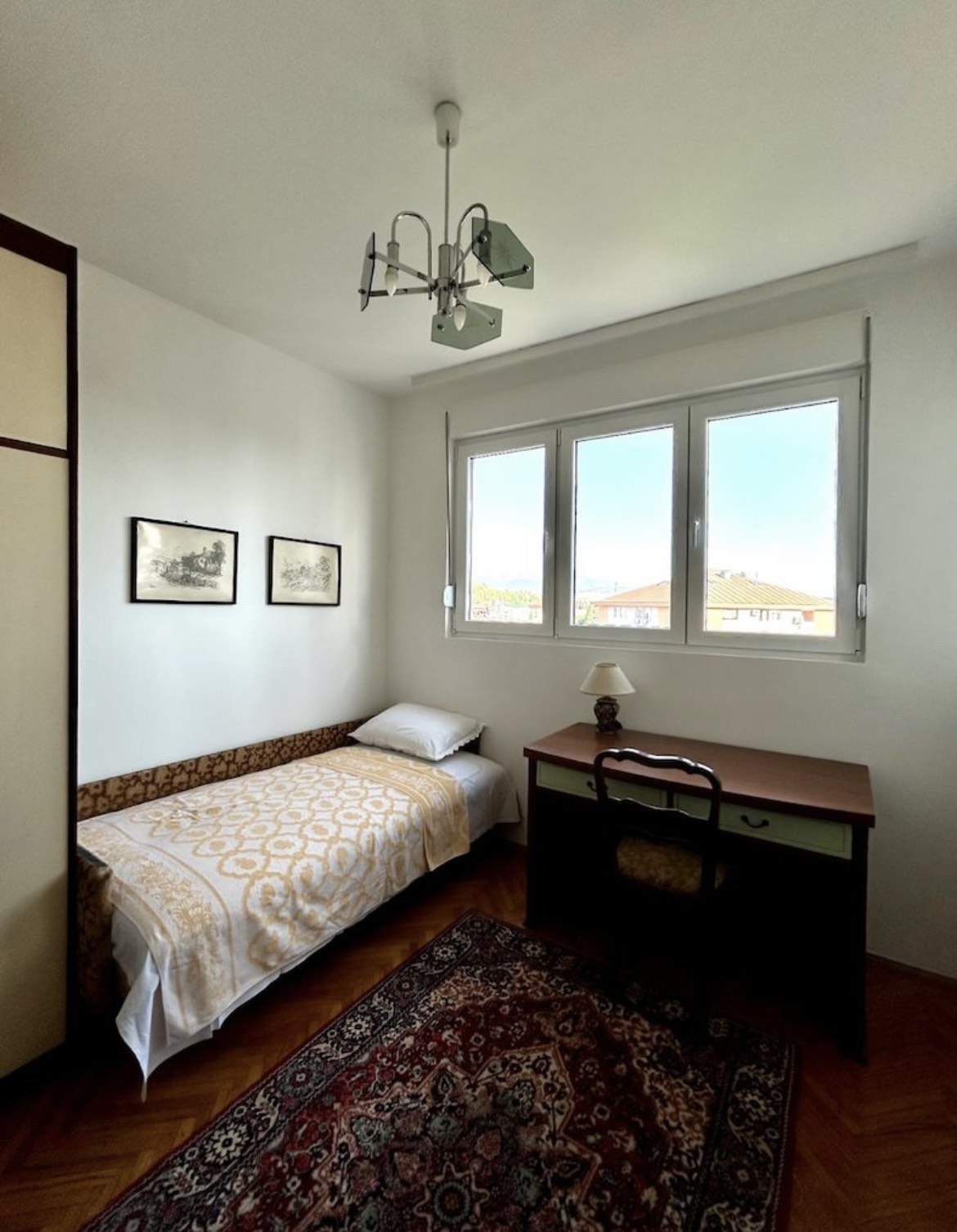 Izdavanje dvosobnog stana - Pet udovica , Momisići