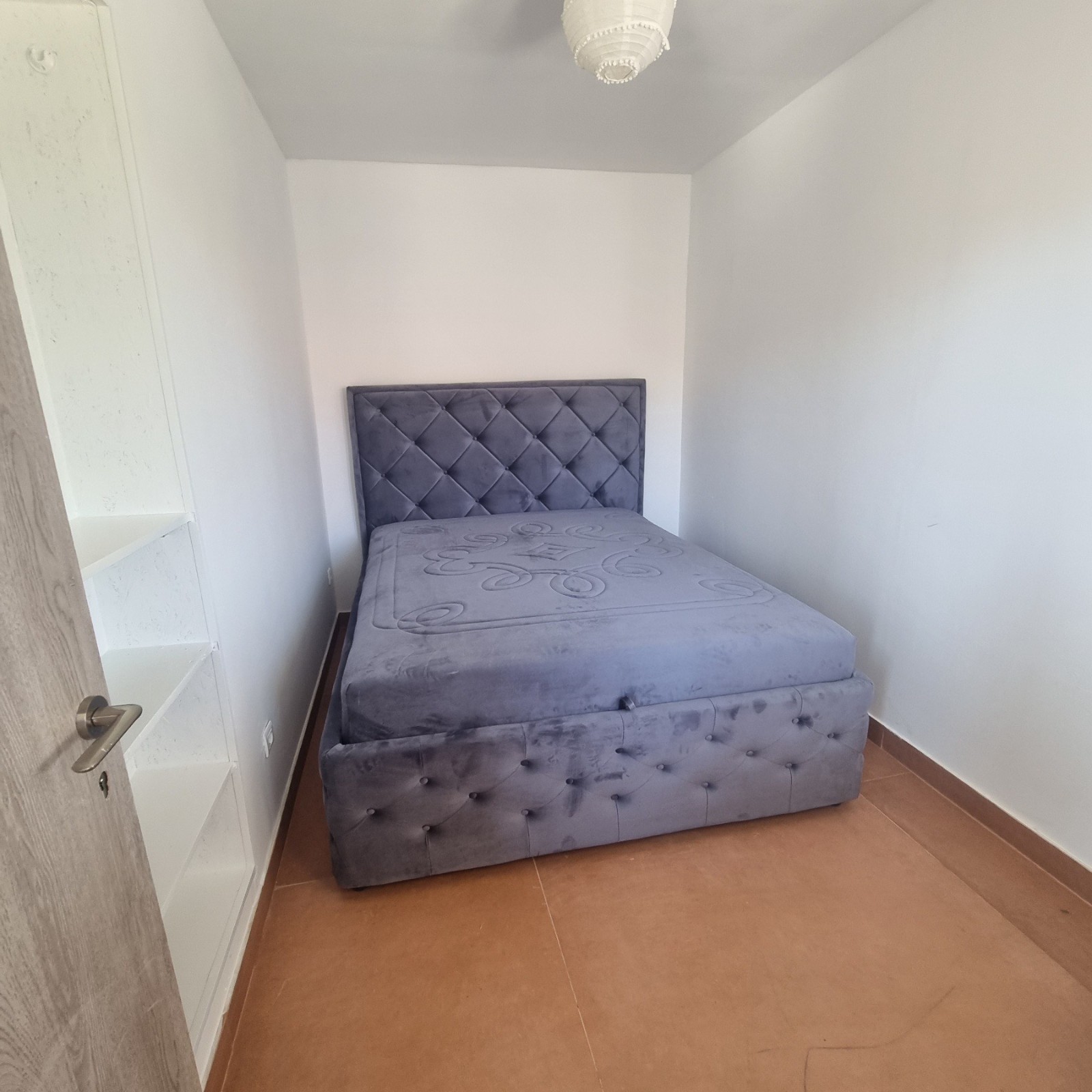 Izdaje se jednosoban, namjesten stan u Tolosima