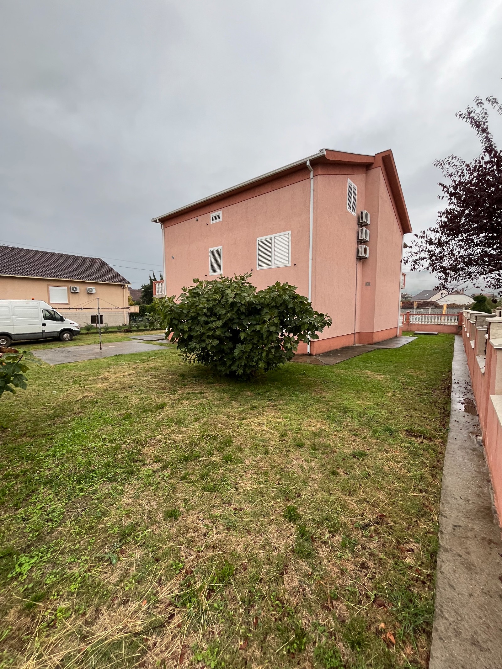 For sale is a fully furnished house with a plot in an attractive location in Tolosi