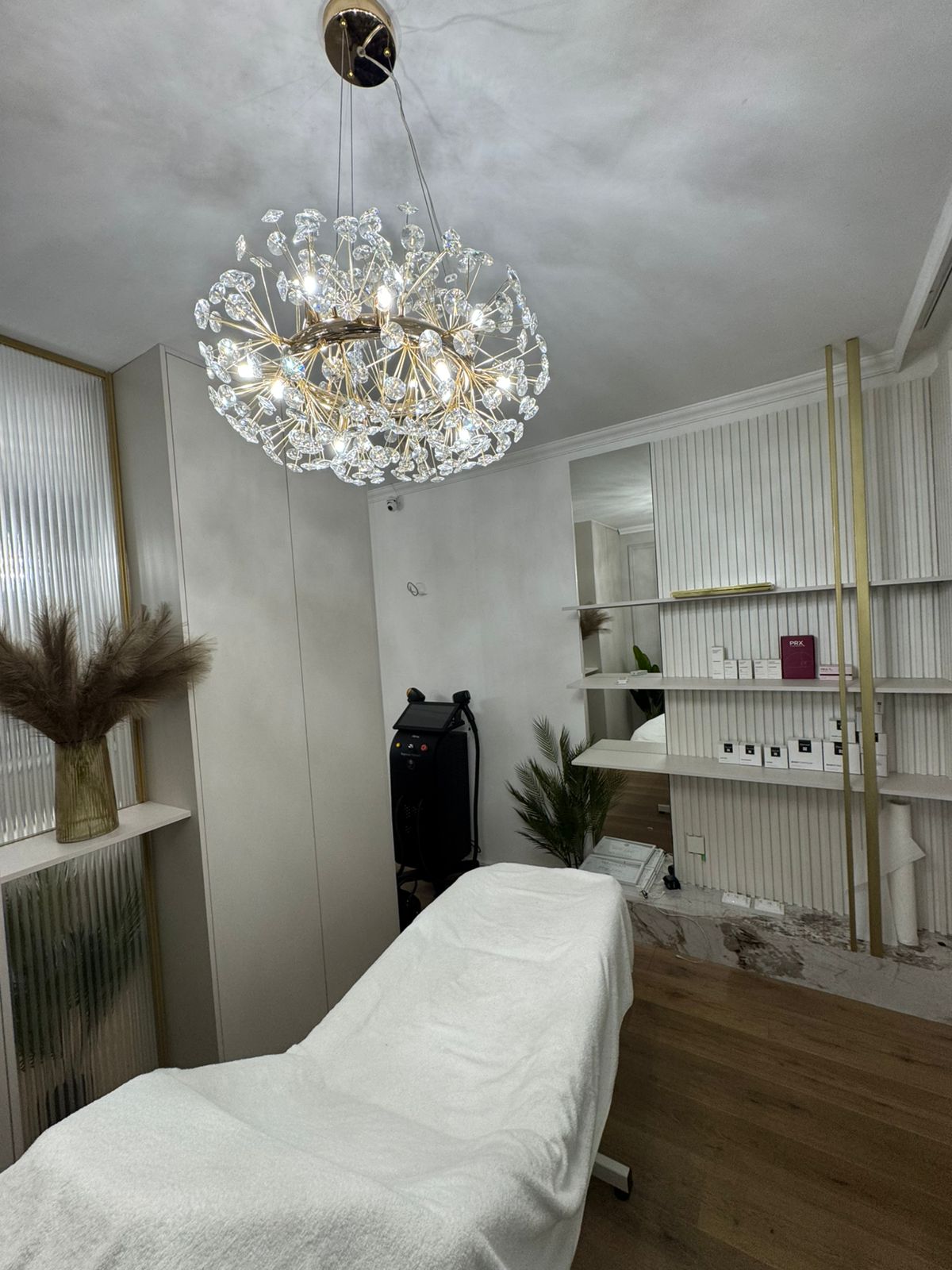 Izdaje se poslovni prostor u Podgorici, kod BIG fashiona.