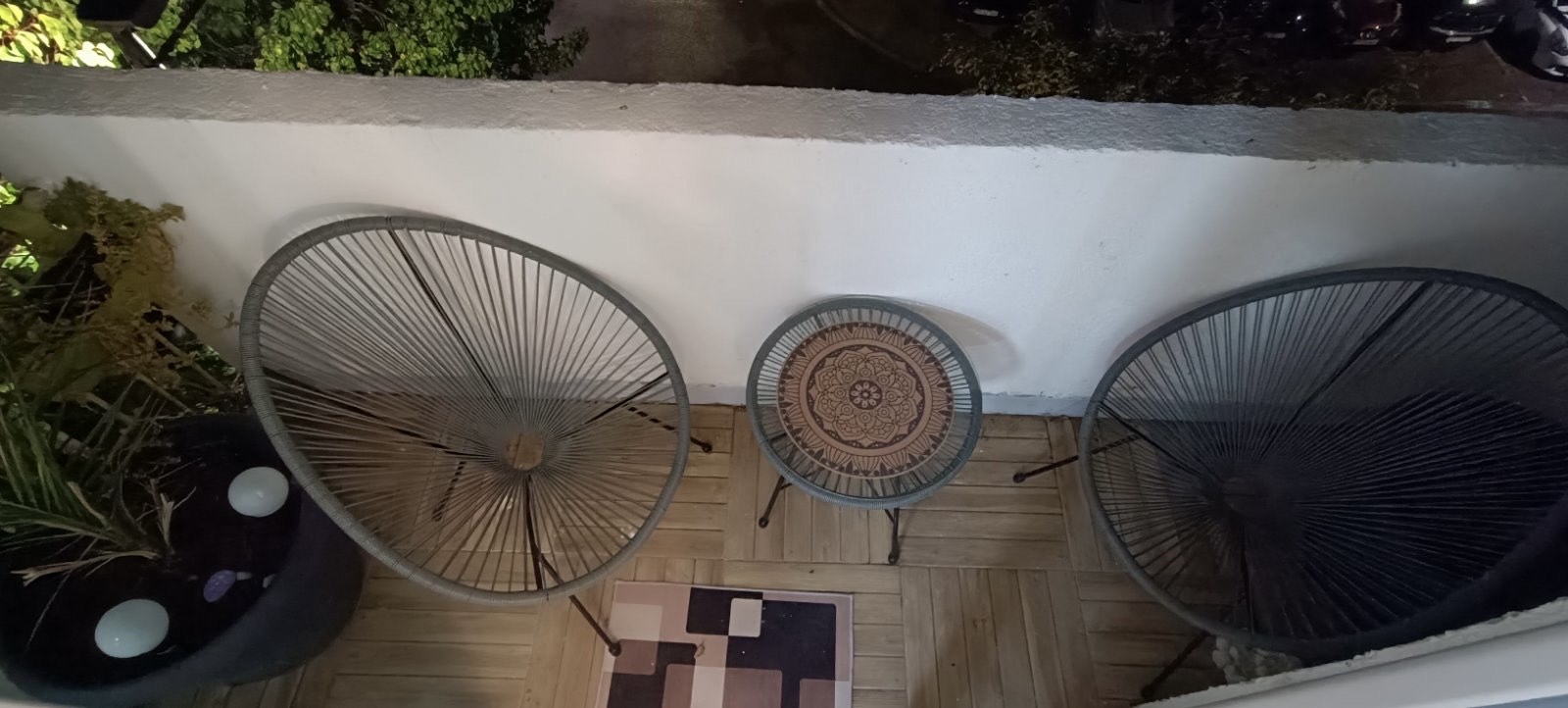 Izdaje se luksuzno namjesten, dvosoban stan preko Morace, Podgorica