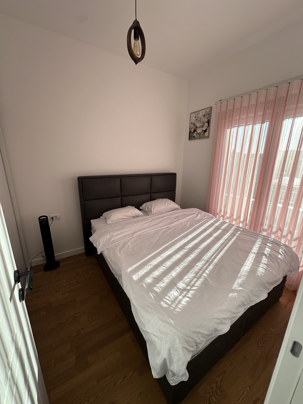 Izdaje se nov namješten jednosoban stan na Zabjelu , Podgorica