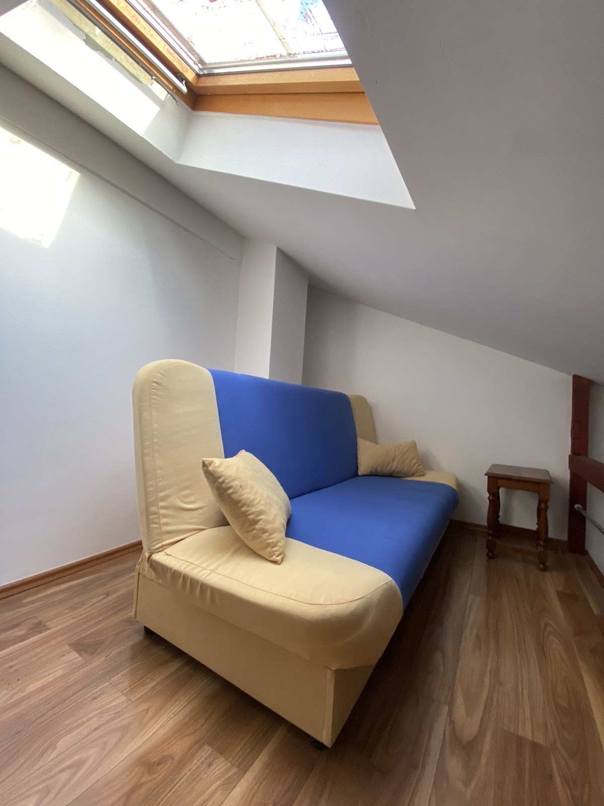 Prodaje se namjesten, jednosoban stan u Tivtu, naselje Seljanovo