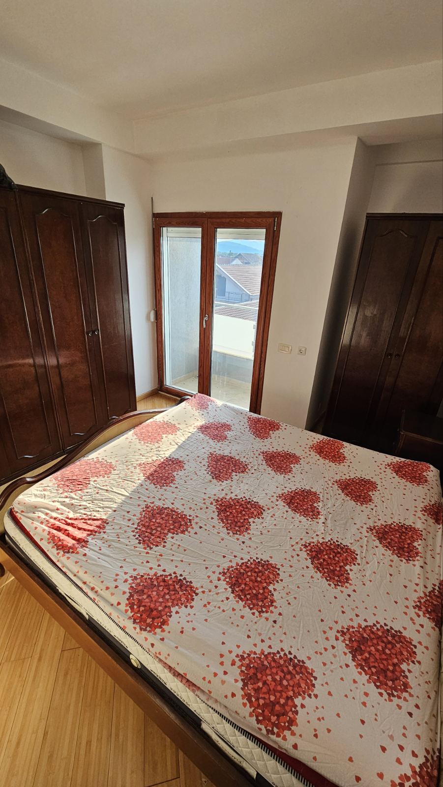 Izdaje se Dvosoban Stan na Starom Aerodromu , Podgorica