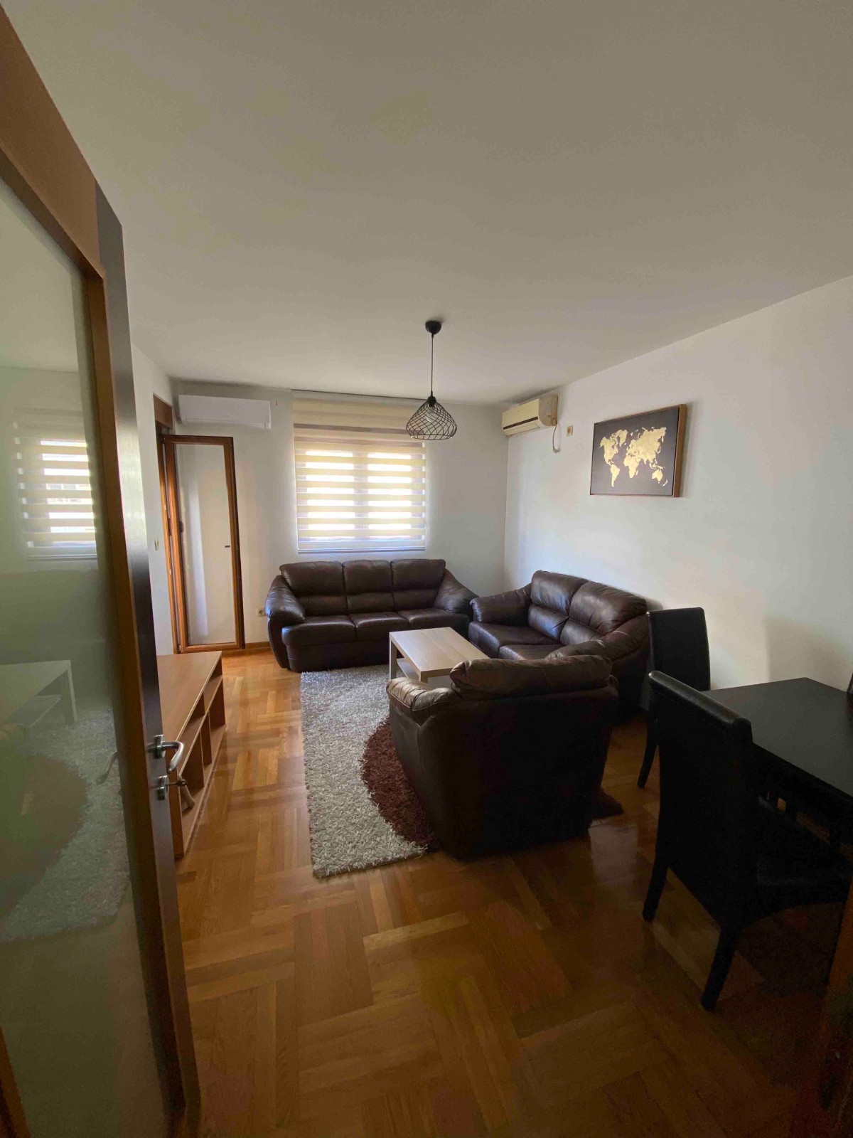 Izdaje se namjesten dvosoban stan na Starom aerodromu, Podgorica