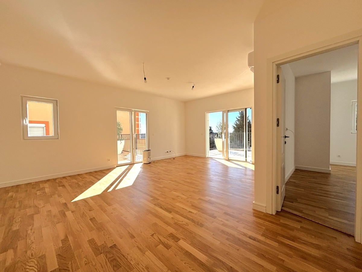 One bedroom apartment for sale in Sutomor, Bar.