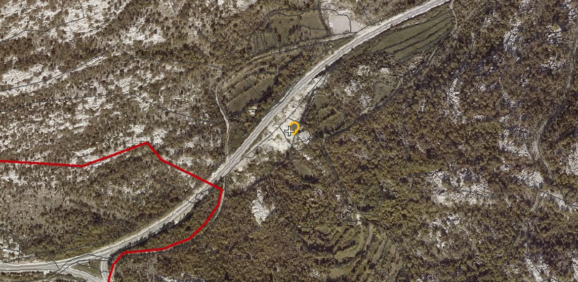 Prodaje se plac uz magistralu, Brežine, Podgorica