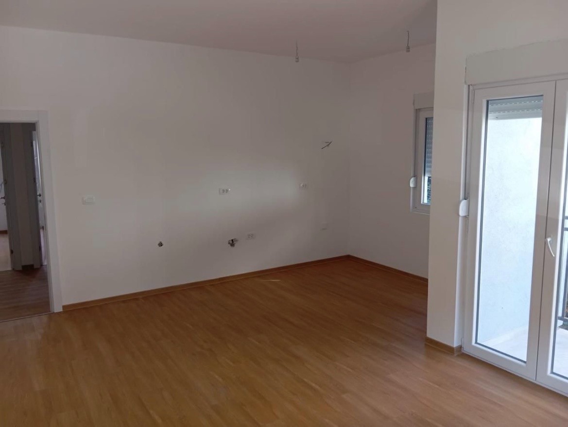 Two-room apartment for sale in a new building with a parking space, Zabjelo, Podgorica