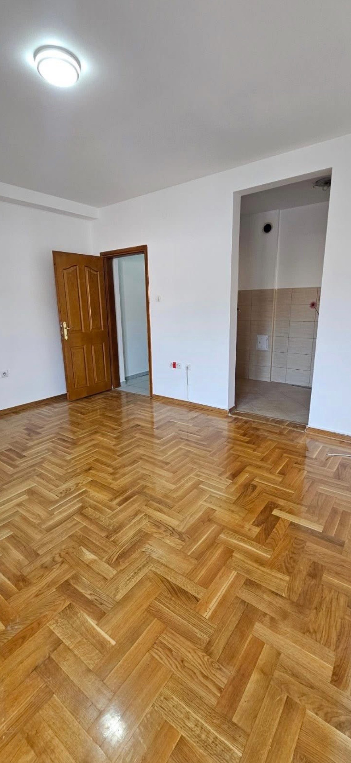 Prodaje se jednosoban stan u novogradnji sa privatnim parkingom, Masline, Podgorica