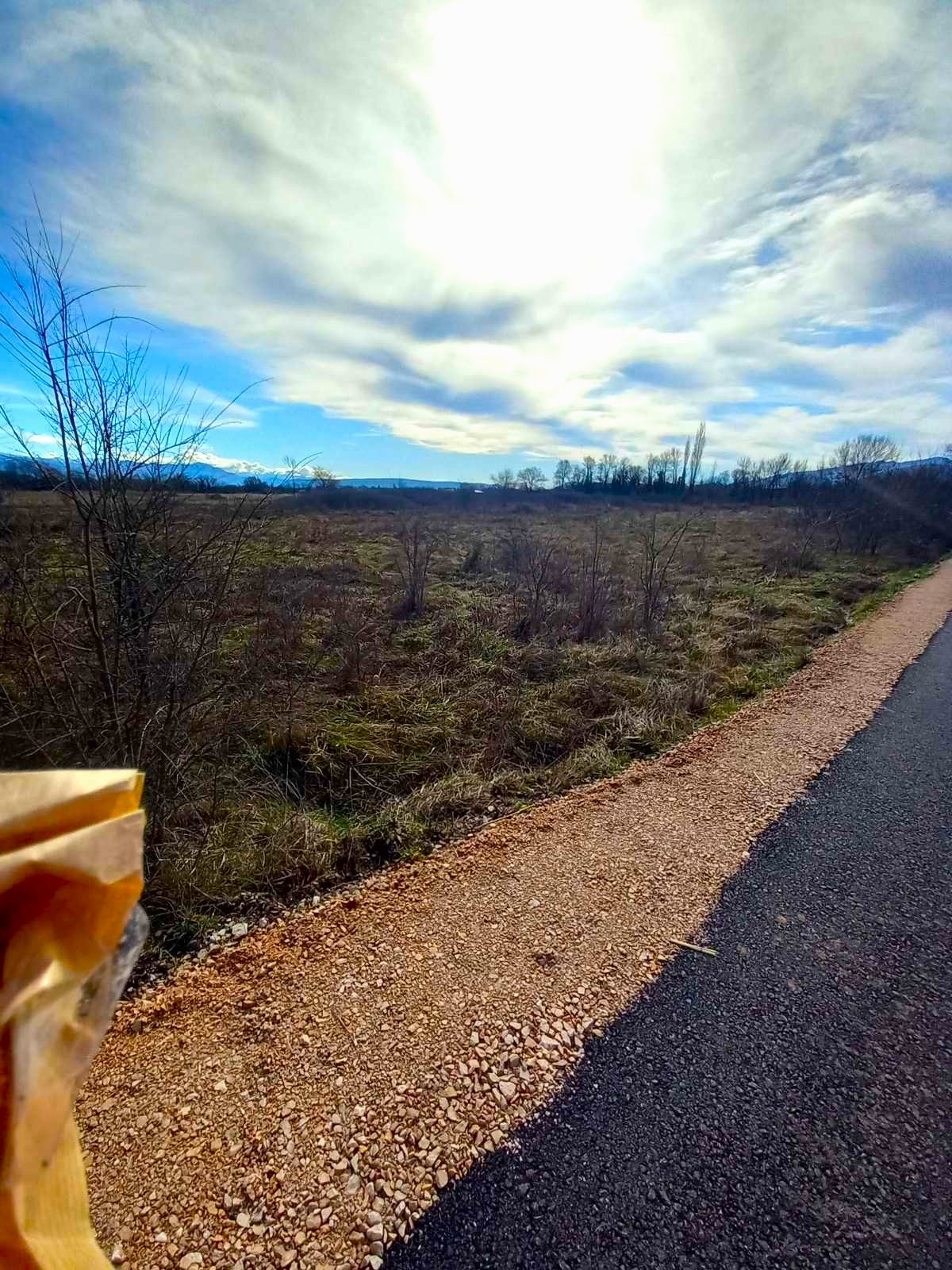 Prodaje se plac u naselju Kosić, Danilovgrad.