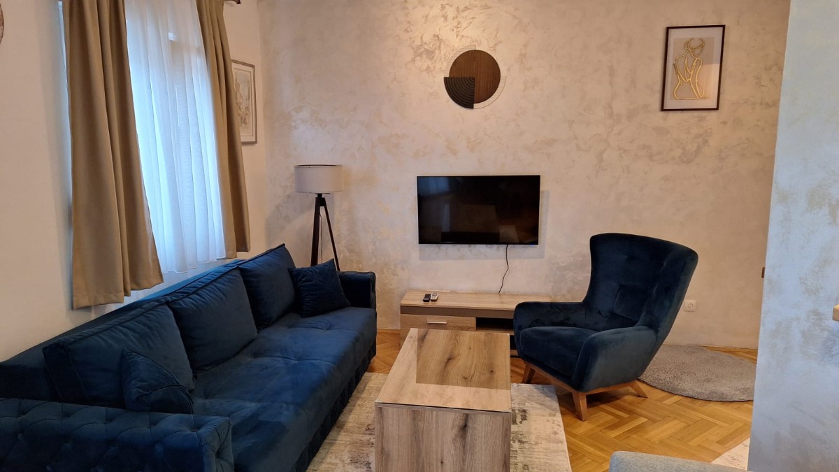 Izdaje se jednosoban stan na Starom Aerodromu, Podgorica