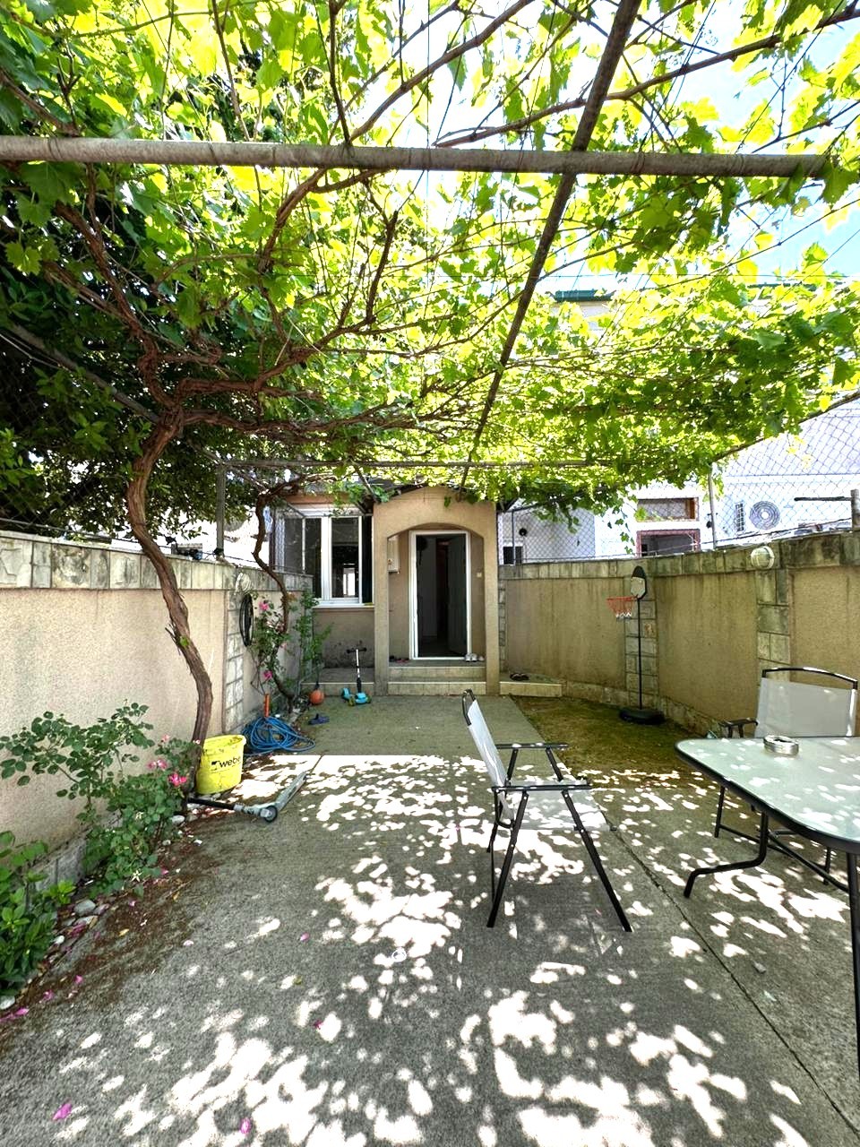 Two-room house for sale in Zagorič, Podgorica.