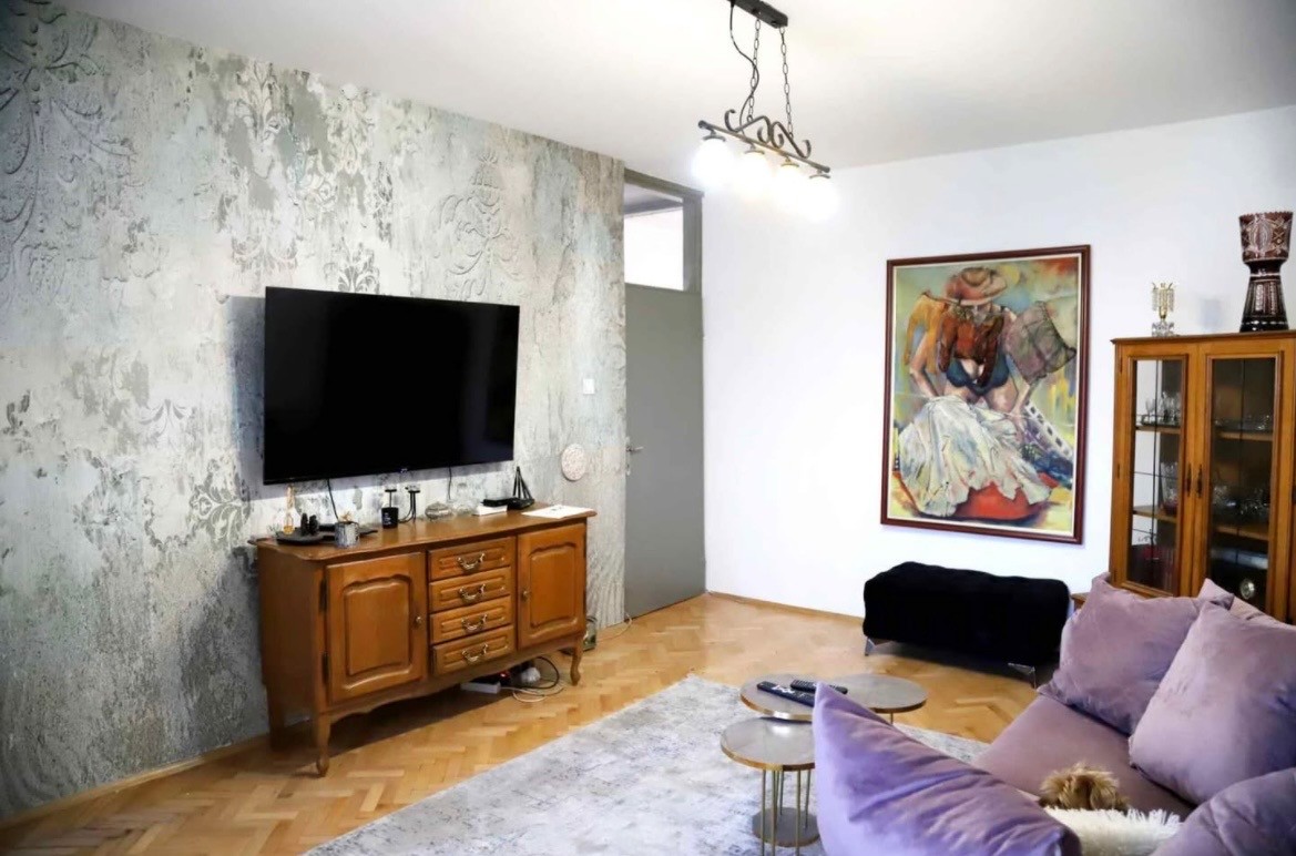 Fully furnished three-room apartment for sale, Tuški put, Podgorica
