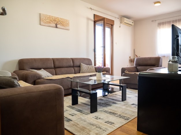 Modern, comfortable two-room apartment for rent, Pobrežje, Podgorica