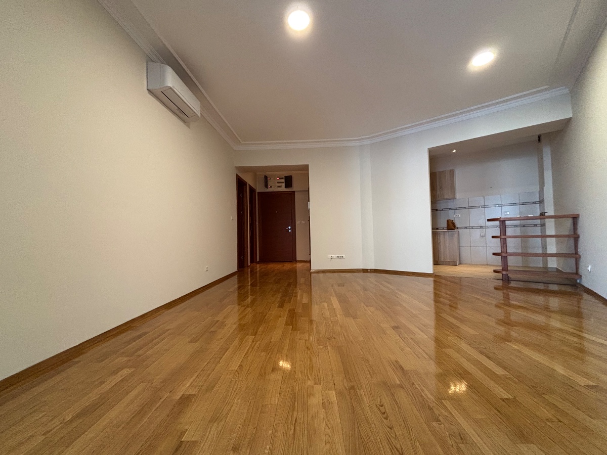 An apartment of 100 m2 is for rent, in the Nikić building in the center of Podgorica.