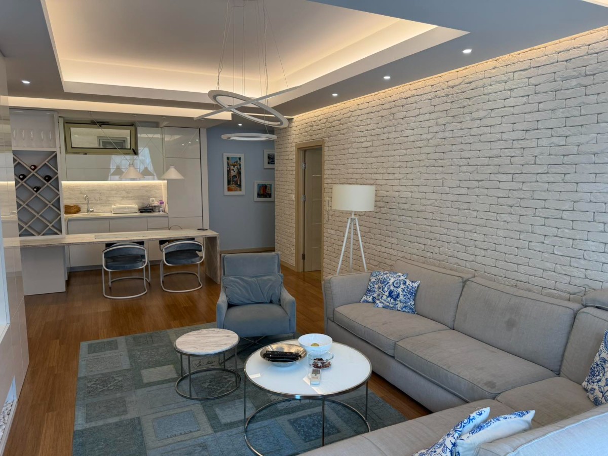 Luxury two-room apartment 90 m² for sale - Budva, Nivel.