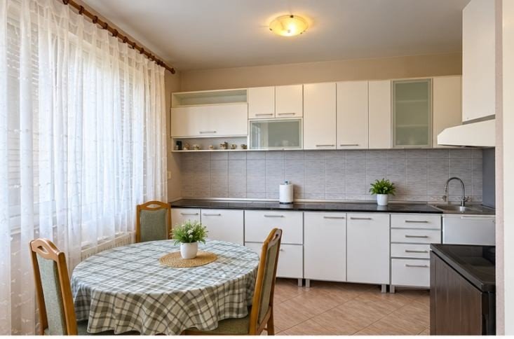 Prodaje se trosoban stan, Momišići, Podgorica