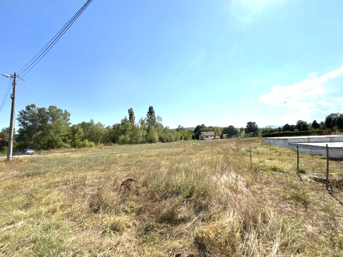 A plot for sale in an excellent location, the place Pržina between Podgorica and Danilovgrad.