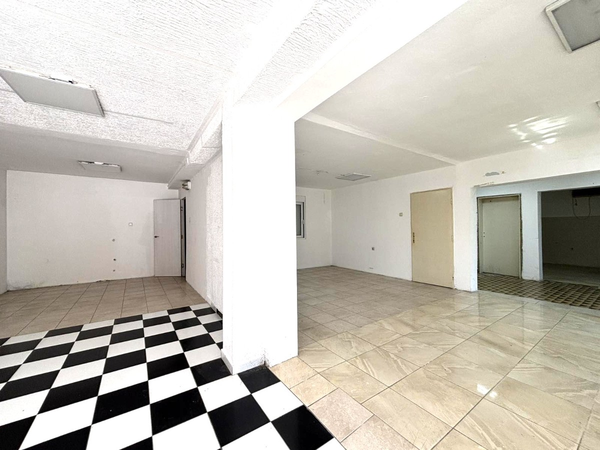 Office space 100 m2 for rent, in Dalmatinska, in an excellent location near Bazar, Podgorica.