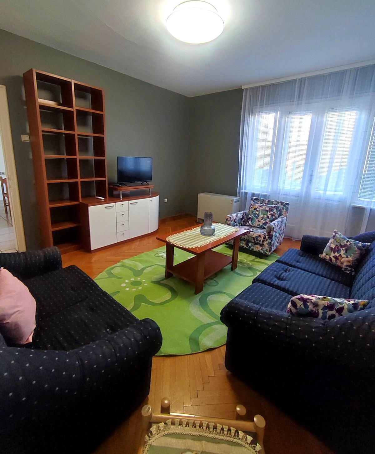 One-room apartment for rent, Preko Morača, ul. Jovan Tomašević. 