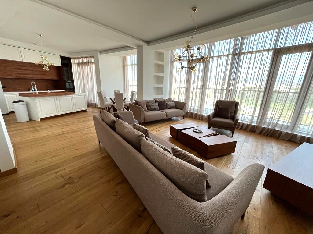 Luxuriously furnished apartment for rent next to Capital Plaza. 