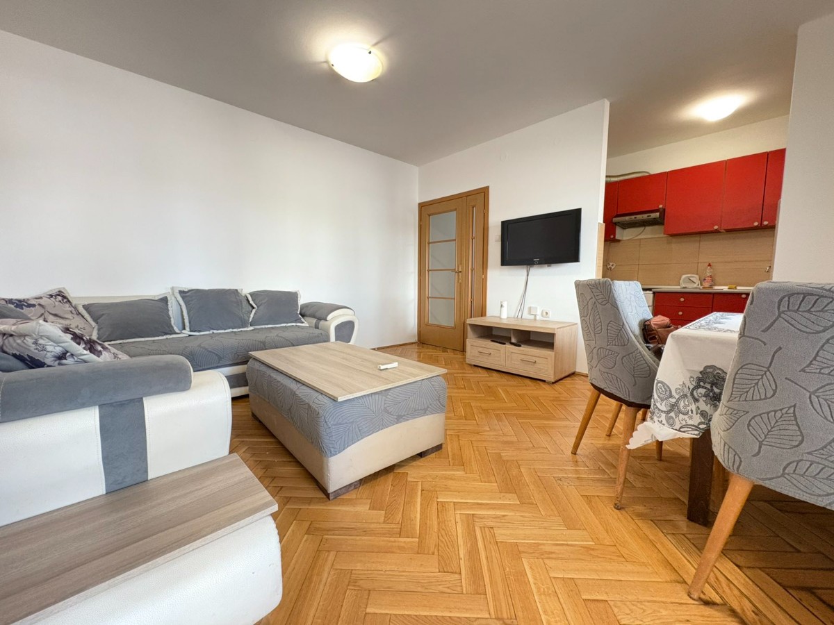 Spacious and fully furnished two-bedroom apartment for rent