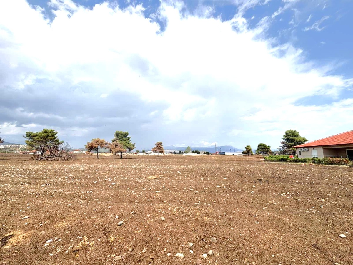 Plot for sale in Donji Kokoti, near the Luča bridge; Podgorica.