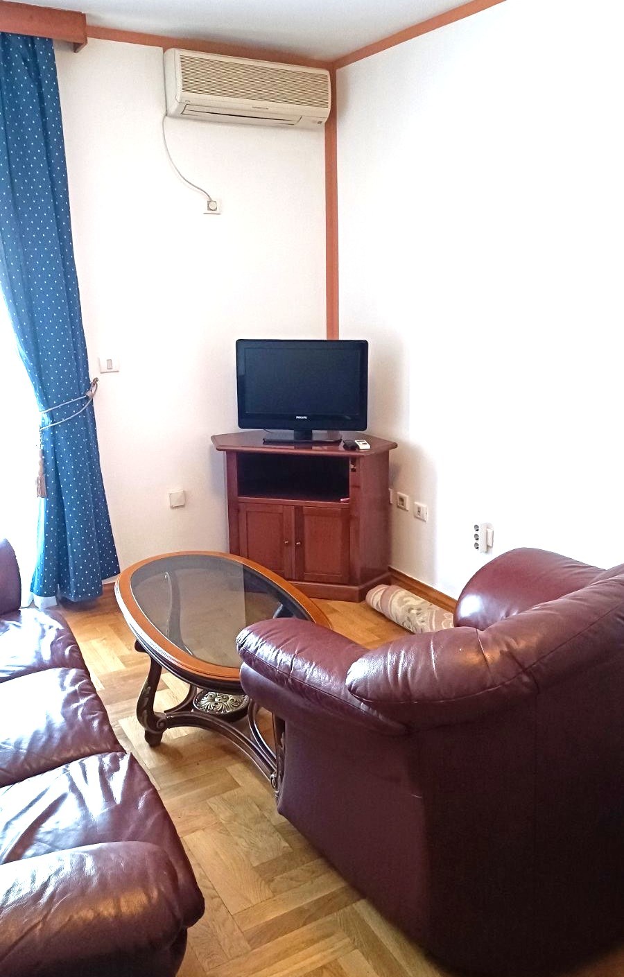 One-room apartment for rent at the Old Airport