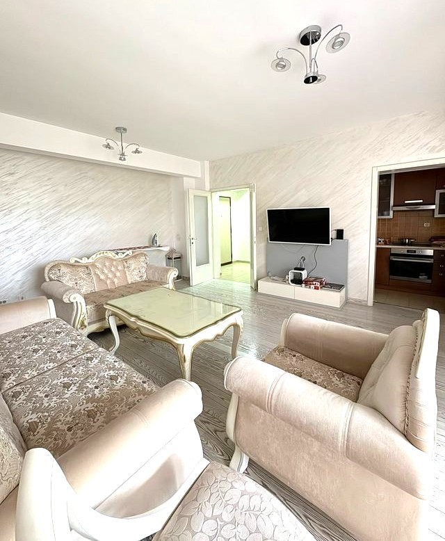 A luxurious three-bedroom apartment FOR RENT - Professor