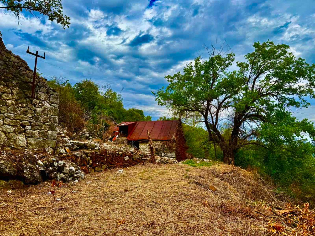 Land for sale in Dobrsko selo, Cetinje.