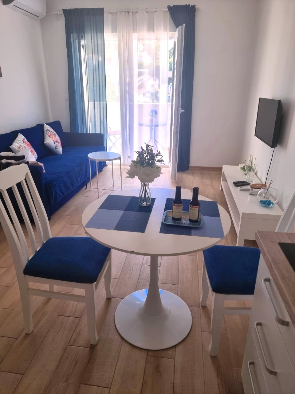 Studio apartment for rent in the Old Bakey complex in Budva.