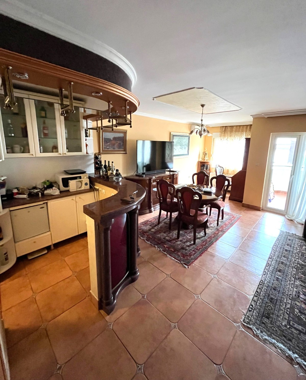 Sale of a luxurious two-room apartment in Podgorica - Rimski trg