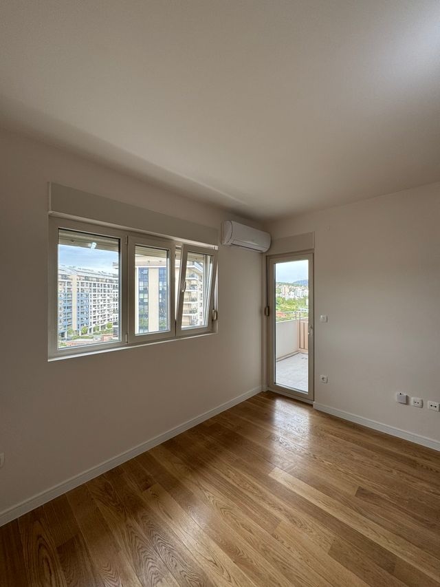 One bedroom apartment for rent in Central Point, Podgorica.