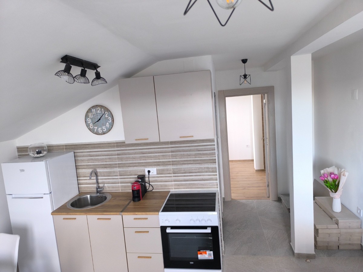 Izdaje se jednosoban, namjesten stan na Starom aerodromu