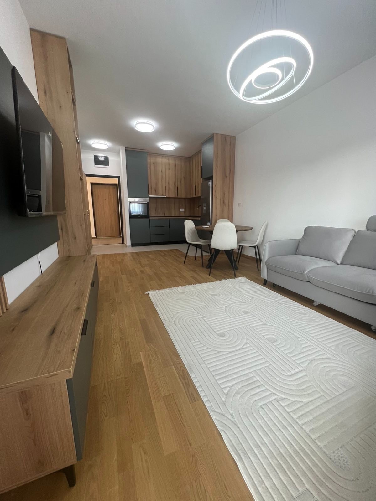 Izdaje se jednosoban stan na Starom aerodormu