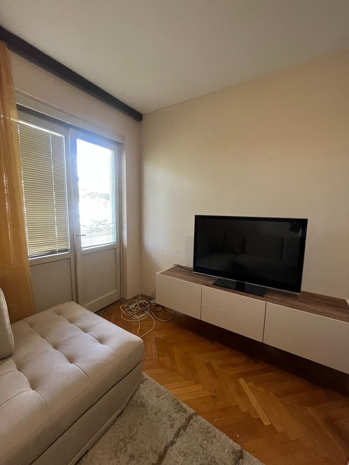 Two-bedroom furnished apartment for rent near the bus station, Podgorica
