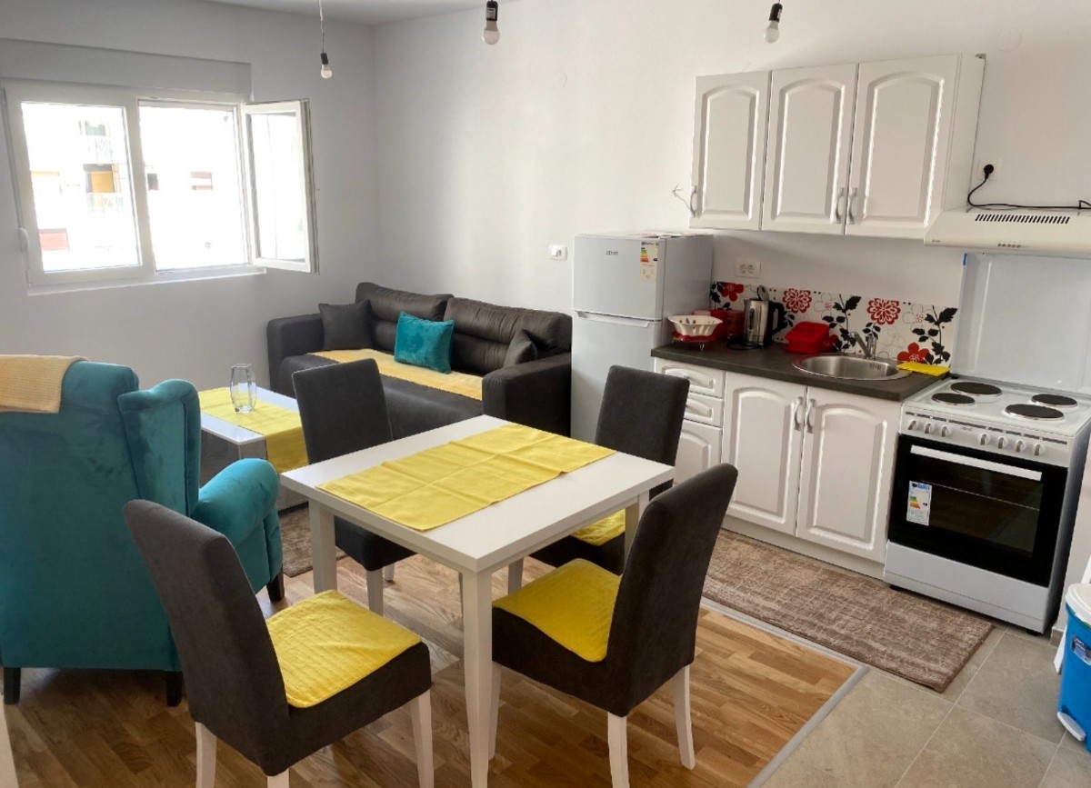 Izdaje se jednosoban, namjesten stan na Zabjelu, Podgorica