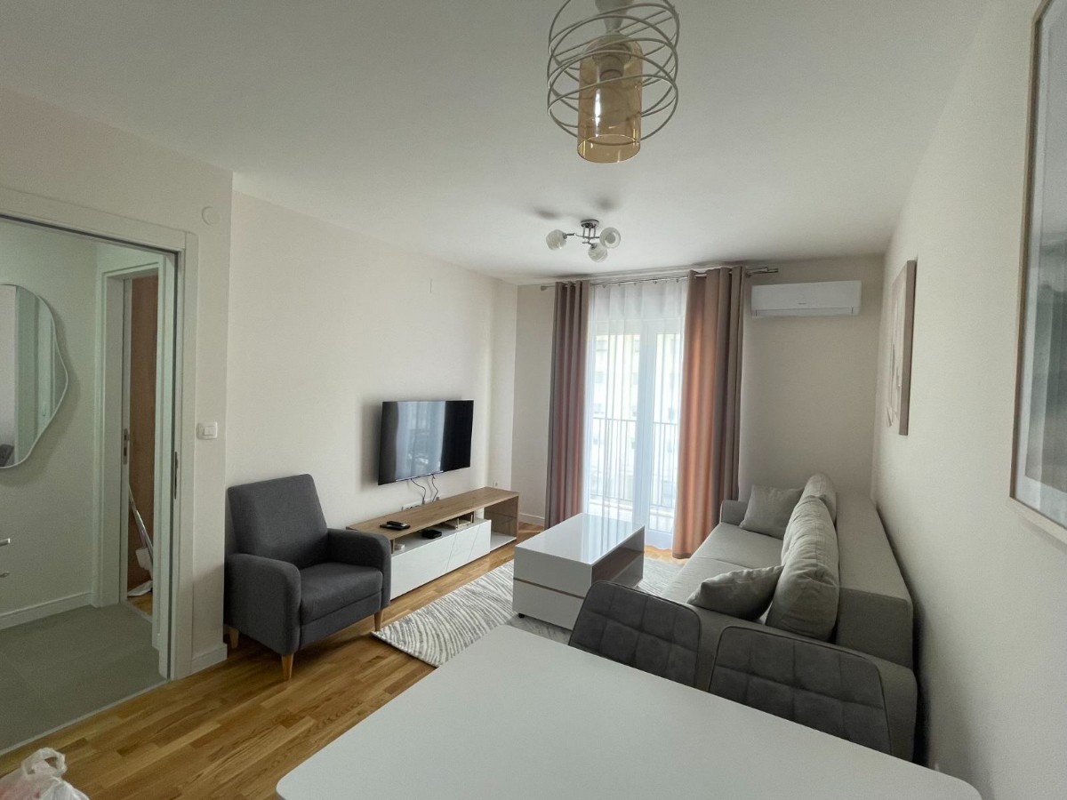 Nicely furnished, one-bedroom apartment for rent in 4. Jula street in Pobrezje, Podgorica