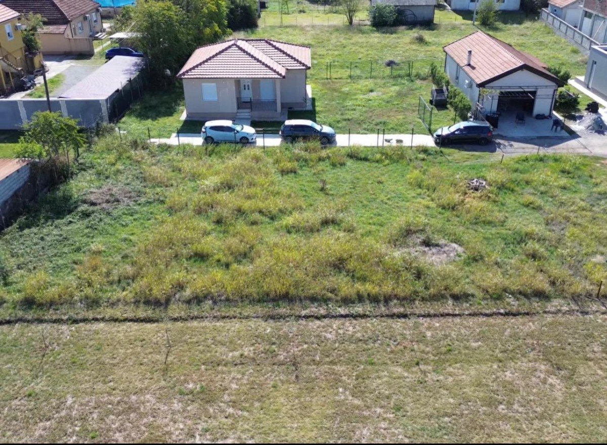 Plot for sale in Tološi, Podgorica
